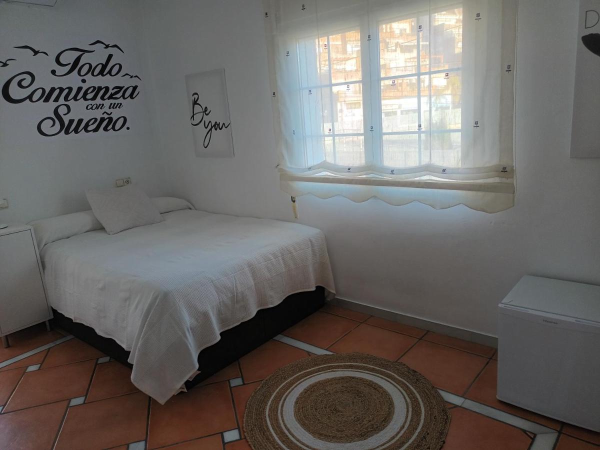 Habitaciones En Casa Centrica Con Piscina Almuñécar Buitenkant foto