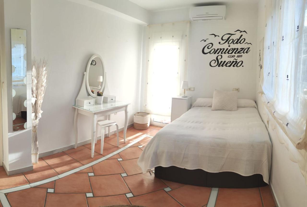 Habitaciones En Casa Centrica Con Piscina Almuñécar Buitenkant foto
