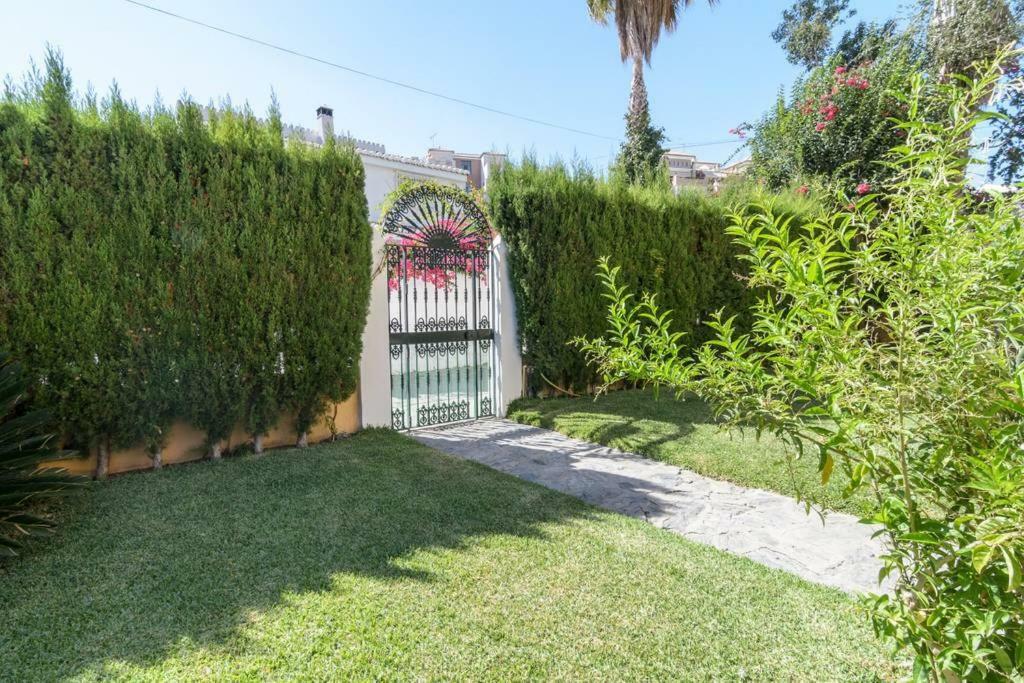 Habitaciones En Casa Centrica Con Piscina Almuñécar Buitenkant foto