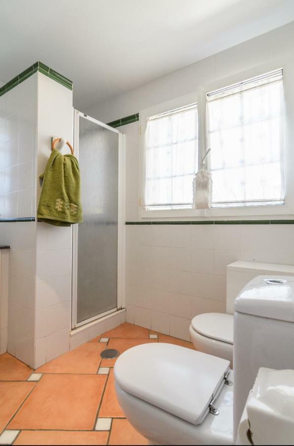 Habitaciones En Casa Centrica Con Piscina Almuñécar Buitenkant foto